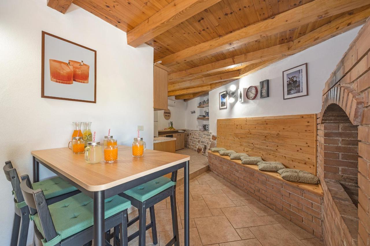 Villa Laura - Orihi Barban Екстер'єр фото