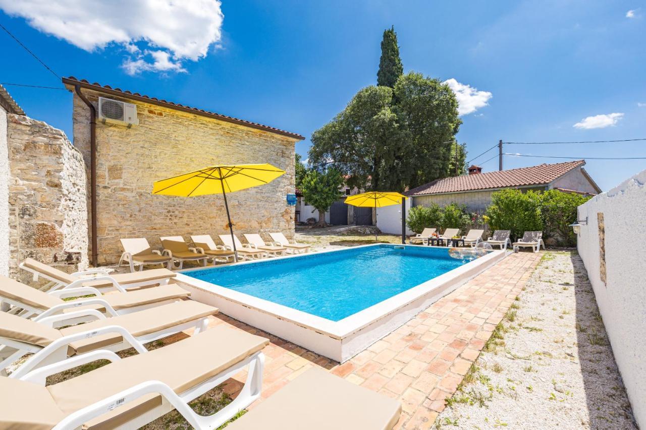 Villa Laura - Orihi Barban Екстер'єр фото