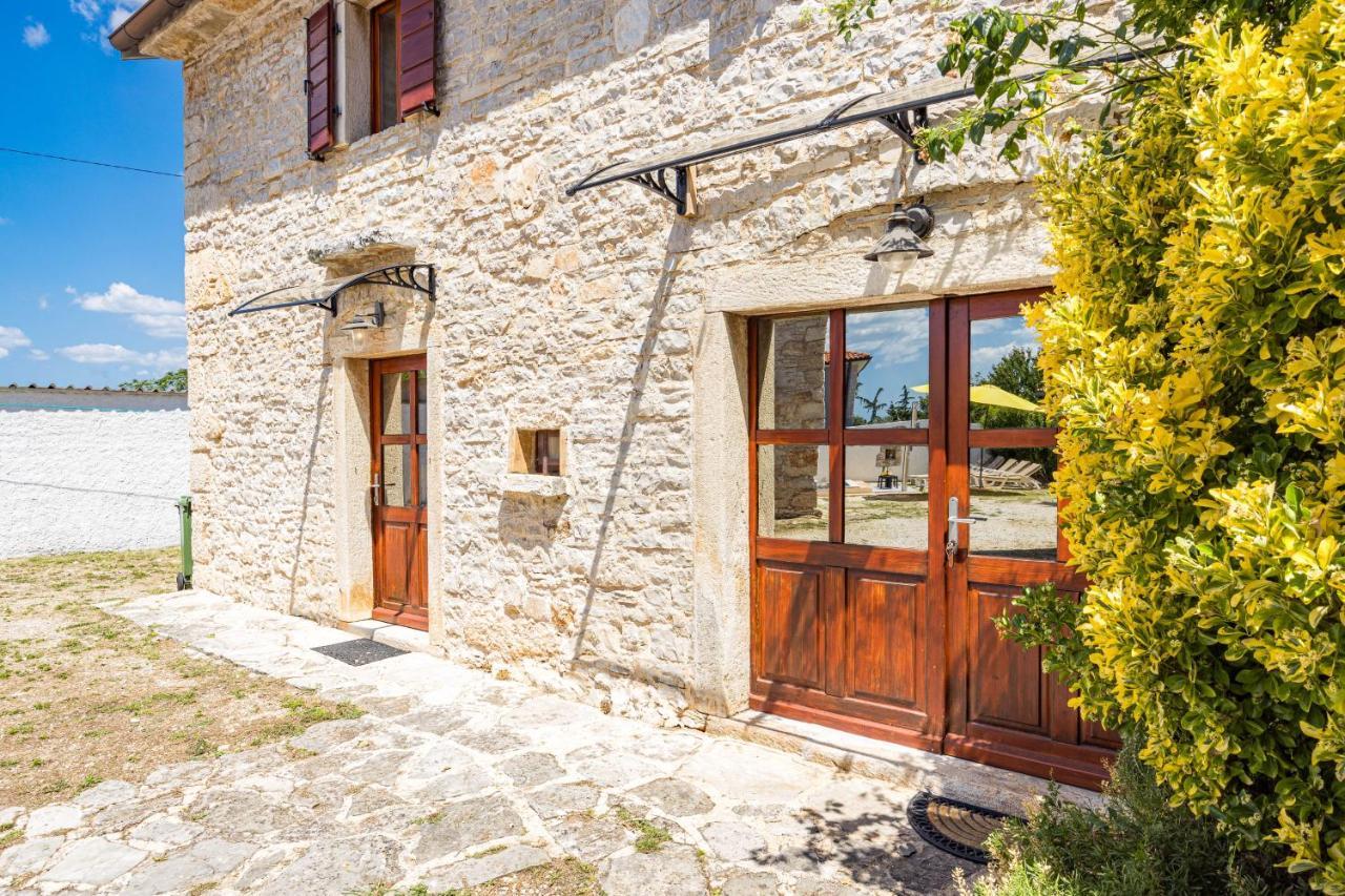 Villa Laura - Orihi Barban Екстер'єр фото