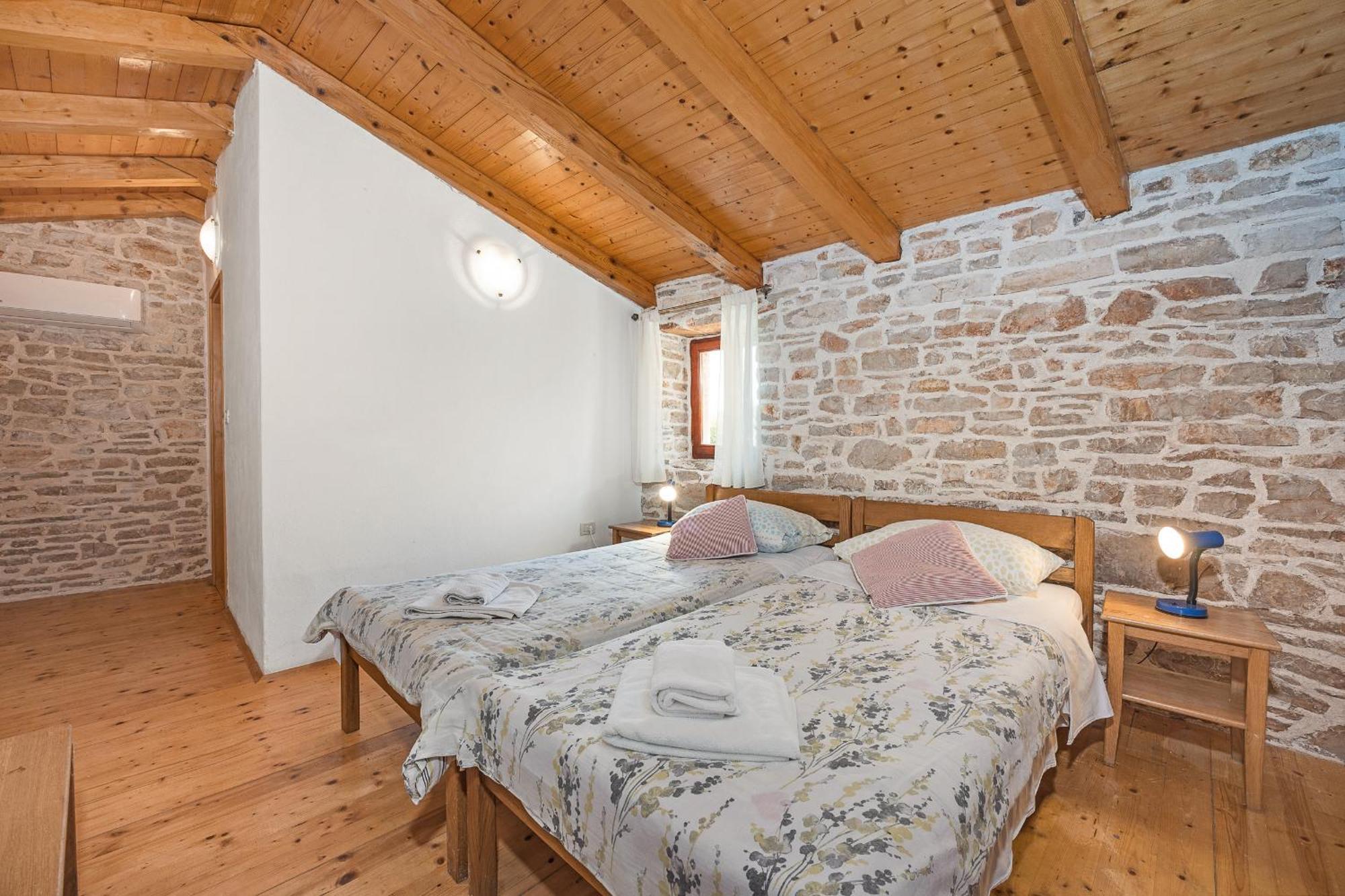 Villa Laura - Orihi Barban Екстер'єр фото